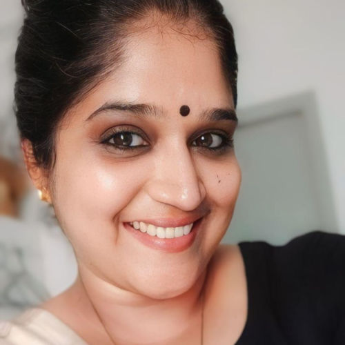 Dr Deepa