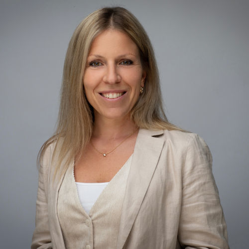 Dr Tanja Ecken
