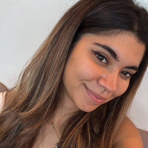 Valeria Cisneros