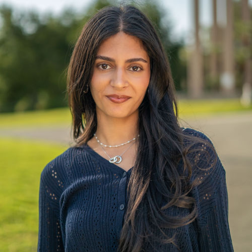 Emily Lakhani