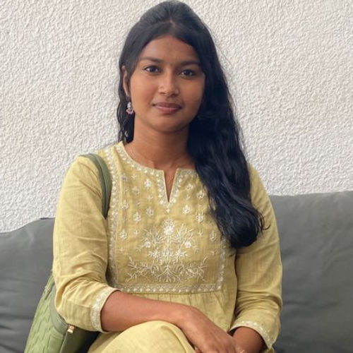 Jeyarathna G