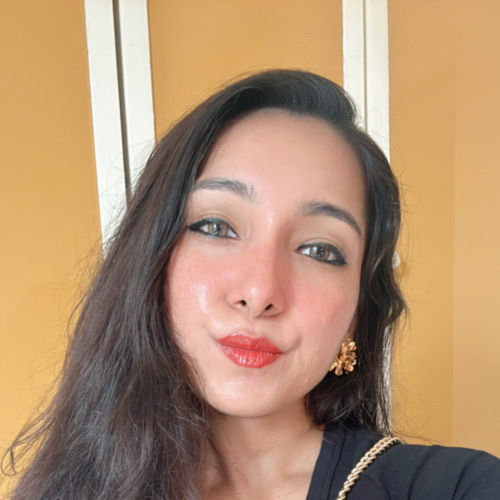 Pooja  Shah