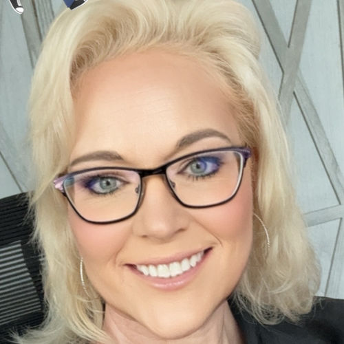 Dr Michelle Miller