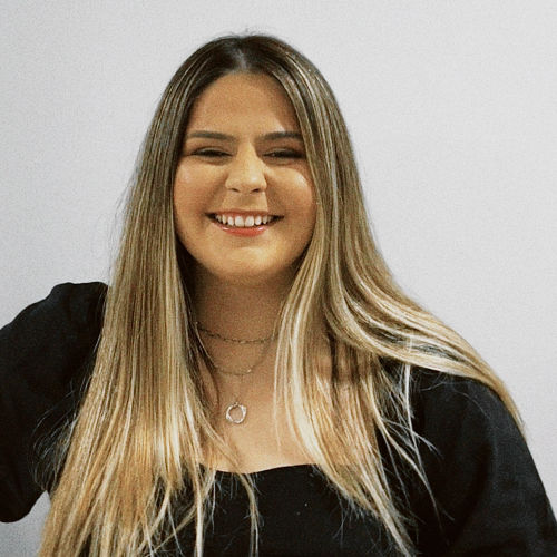 Ana Elisa Monaquezi Fernandes