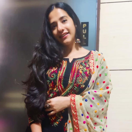Dr Akanksha Arora