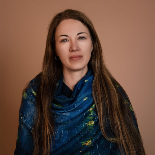 Jessica-Ann M Dozois