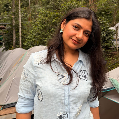 SALONI AGARWAL