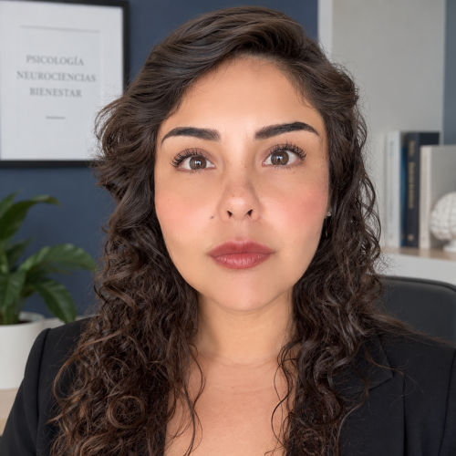 Claudia Karina Carrera Flores
