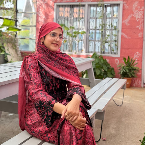 Afra Masroor