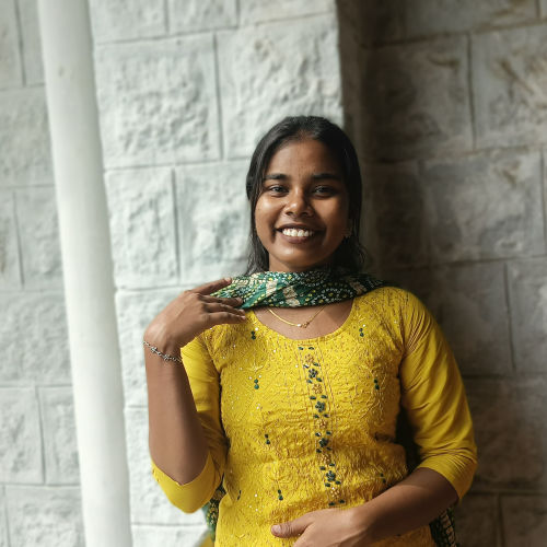 Ananthi Povundass