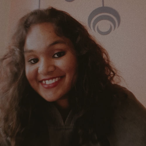 Nidhi Thomas