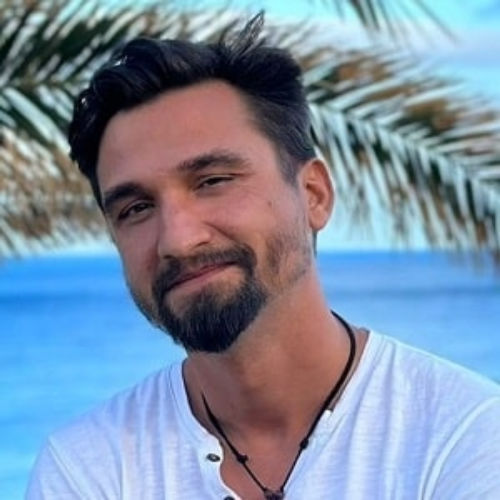 Claudiu Manea